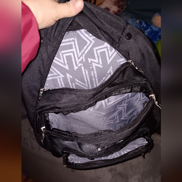 backpack - Picture 3 of 3